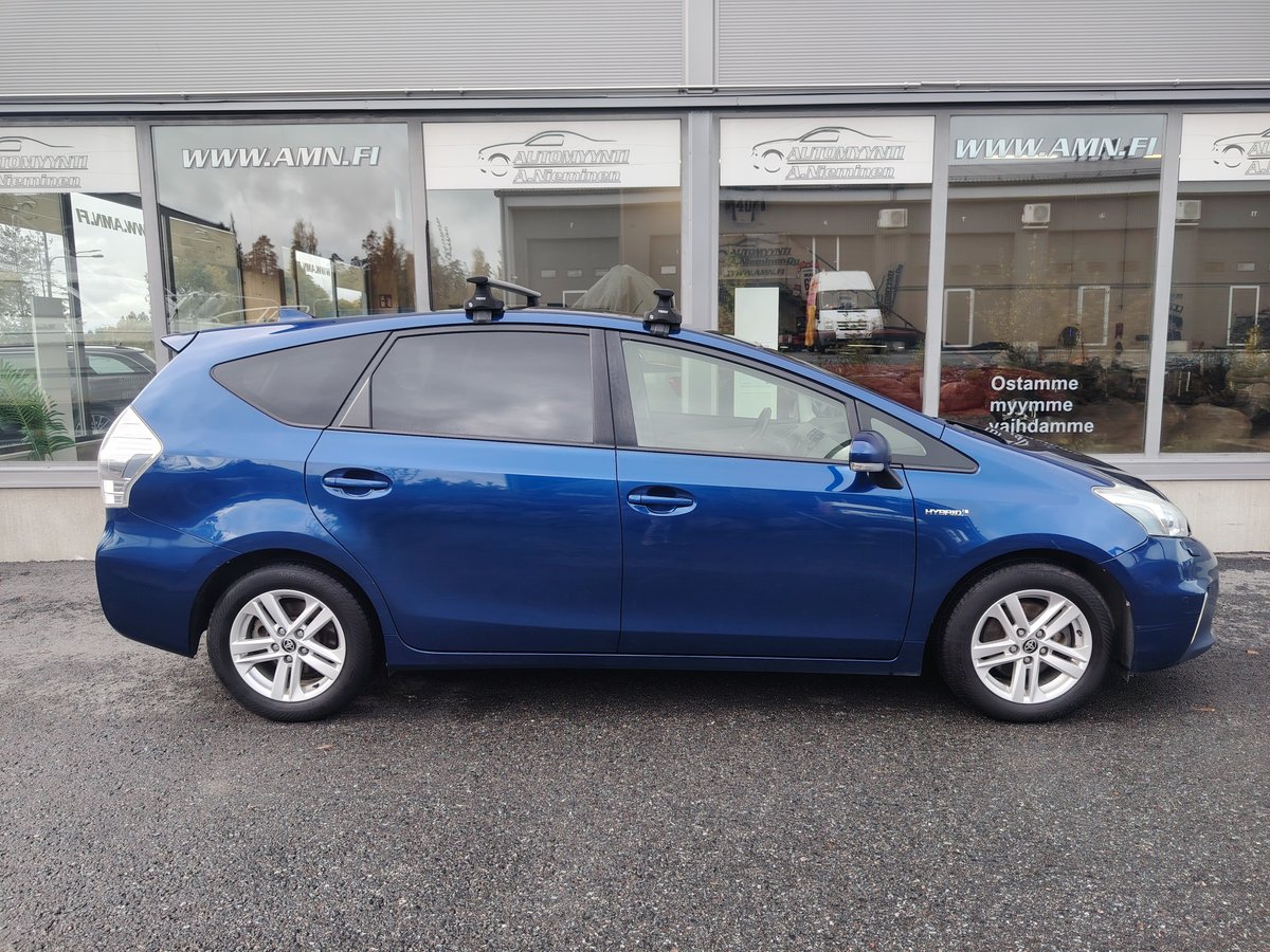 Toyota Prius+ Hybrid CVT, 136hp, 2012