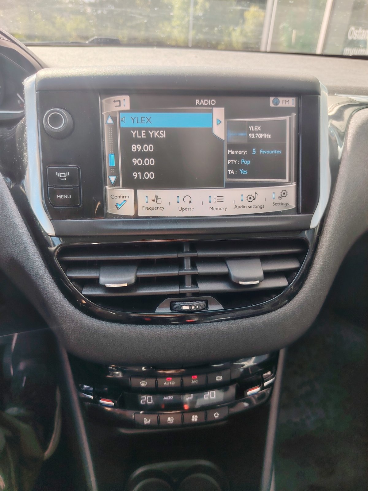 Peugeot 208 1.2 VTi 82 Allure 5ov *1-OMISTEINEN SUOMIAUTO*