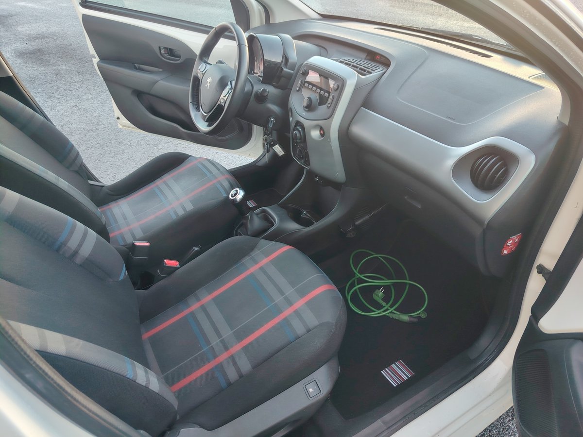 Peugeot 108 Active e-VTi 68 5-ov *1-OMISTEINEN SUOMIAUTO*