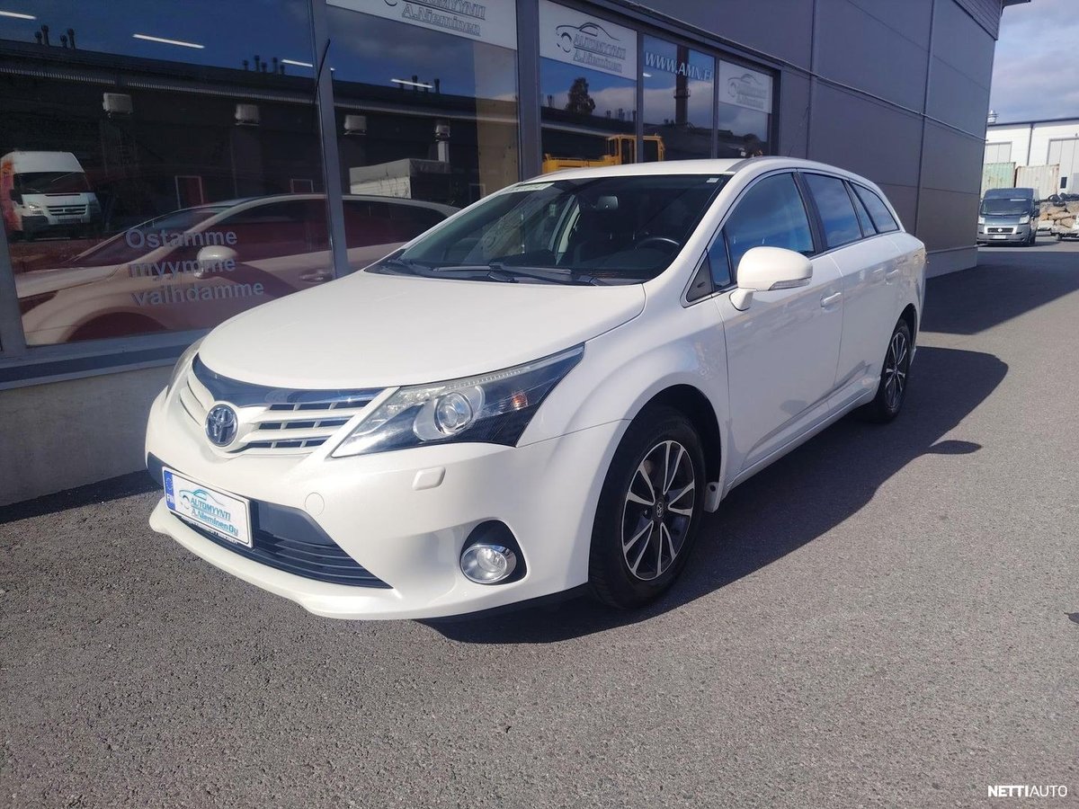 Toyota Avensis 1,8 Valvematic Active Wagon Multidrive S Aut *XENON/KOUKKU/P-KAMERA/DEFA*