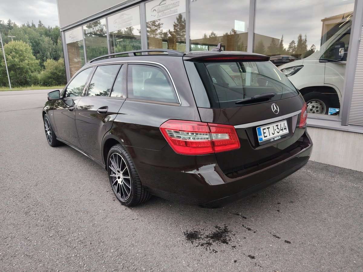Mercedes-Benz E C 220 CDI BE T A Premium Business