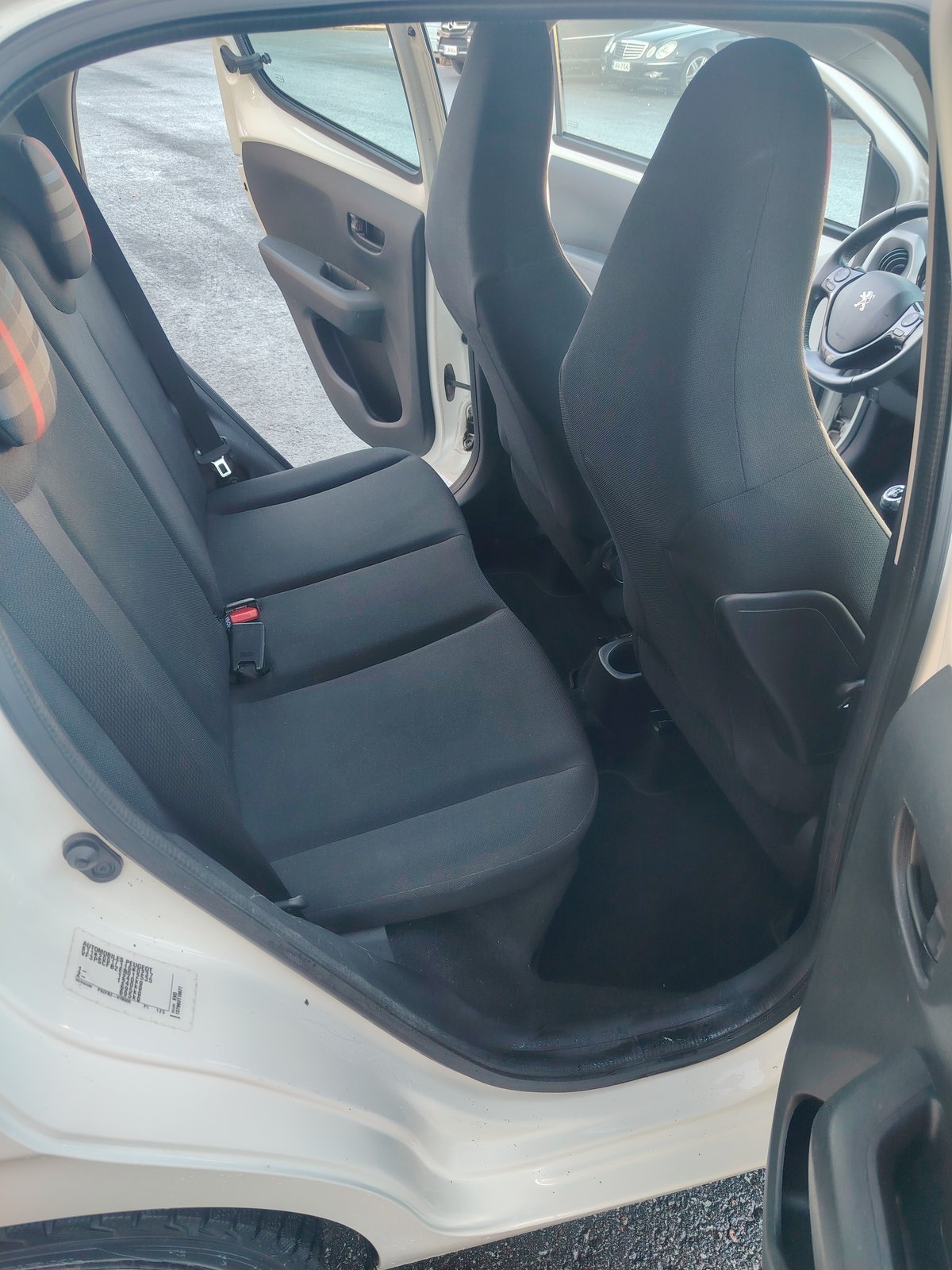 Peugeot 108 Active e-VTi 68 5-ov *1-OMISTEINEN SUOMIAUTO*