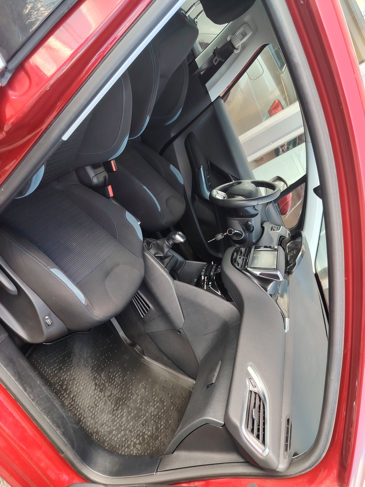 Peugeot 208 1.2 VTi 82 Allure 5ov *1-OMISTEINEN SUOMIAUTO*