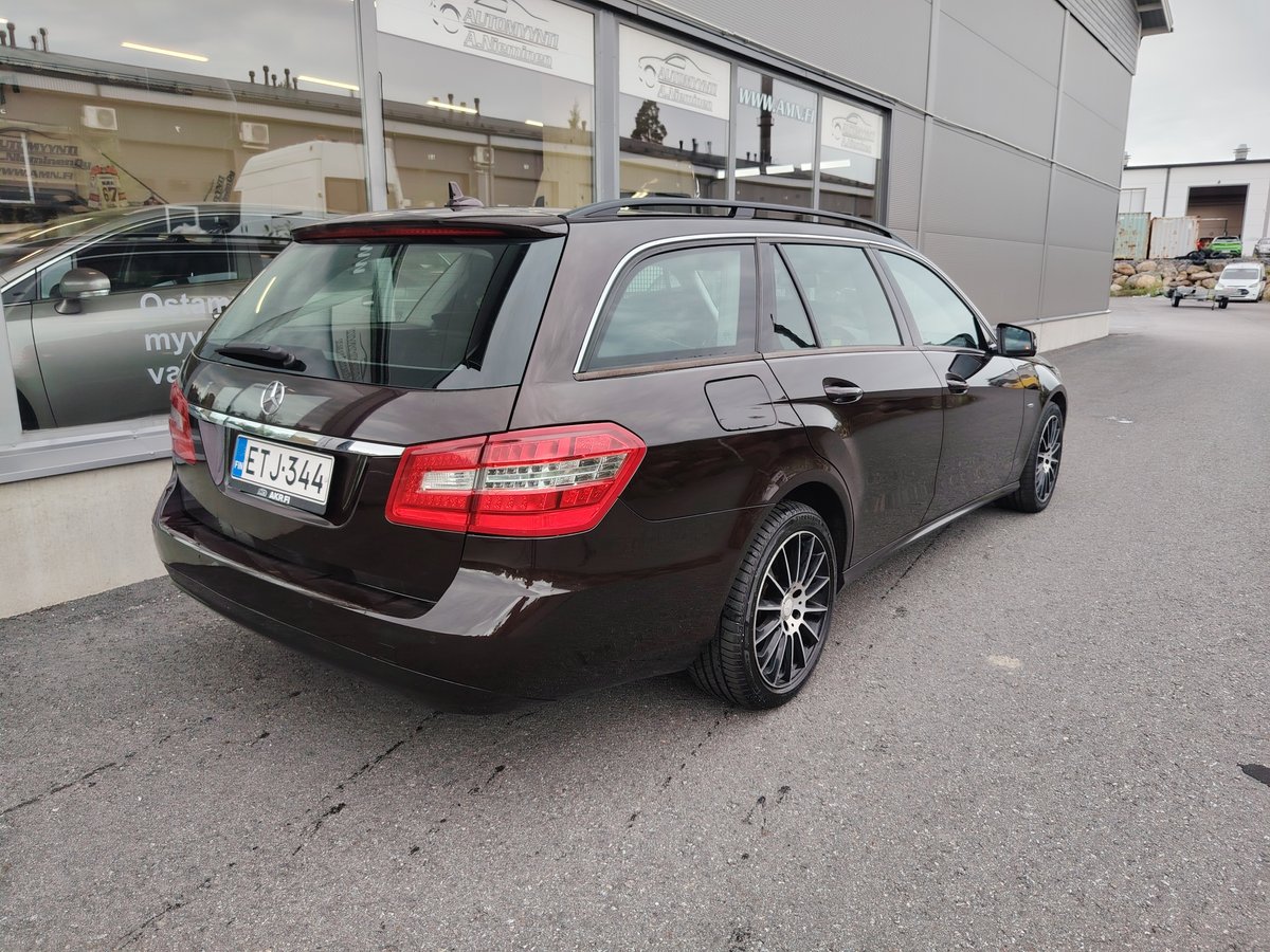 Mercedes-Benz E C 220 CDI BE T A Premium Business