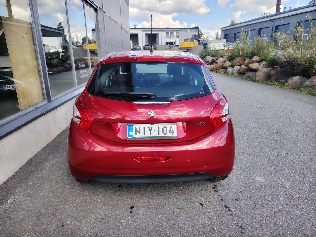 Peugeot 208 1.2 VTi 82 Allure 5ov *1-OMISTEINEN SUOMIAUTO*