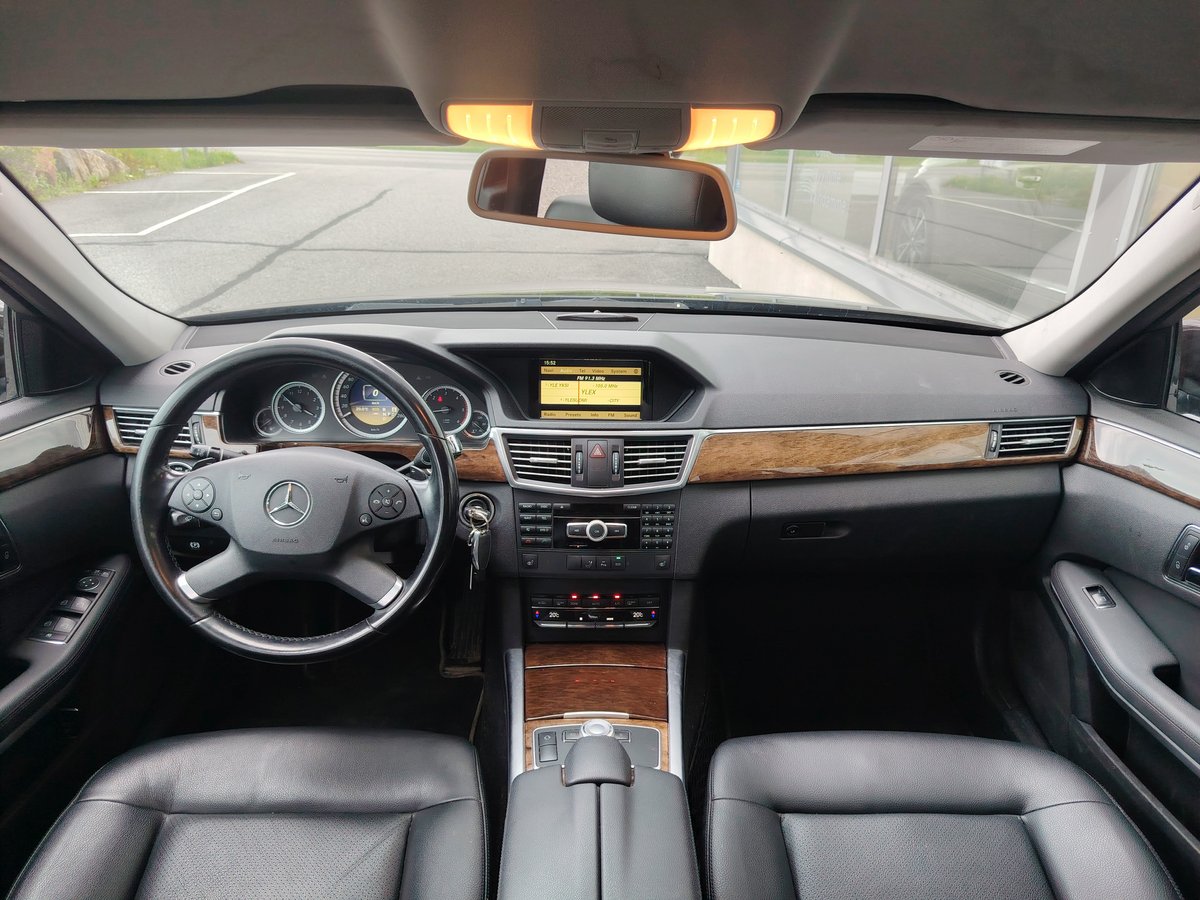 Mercedes-Benz E C 220 CDI BE T A Premium Business