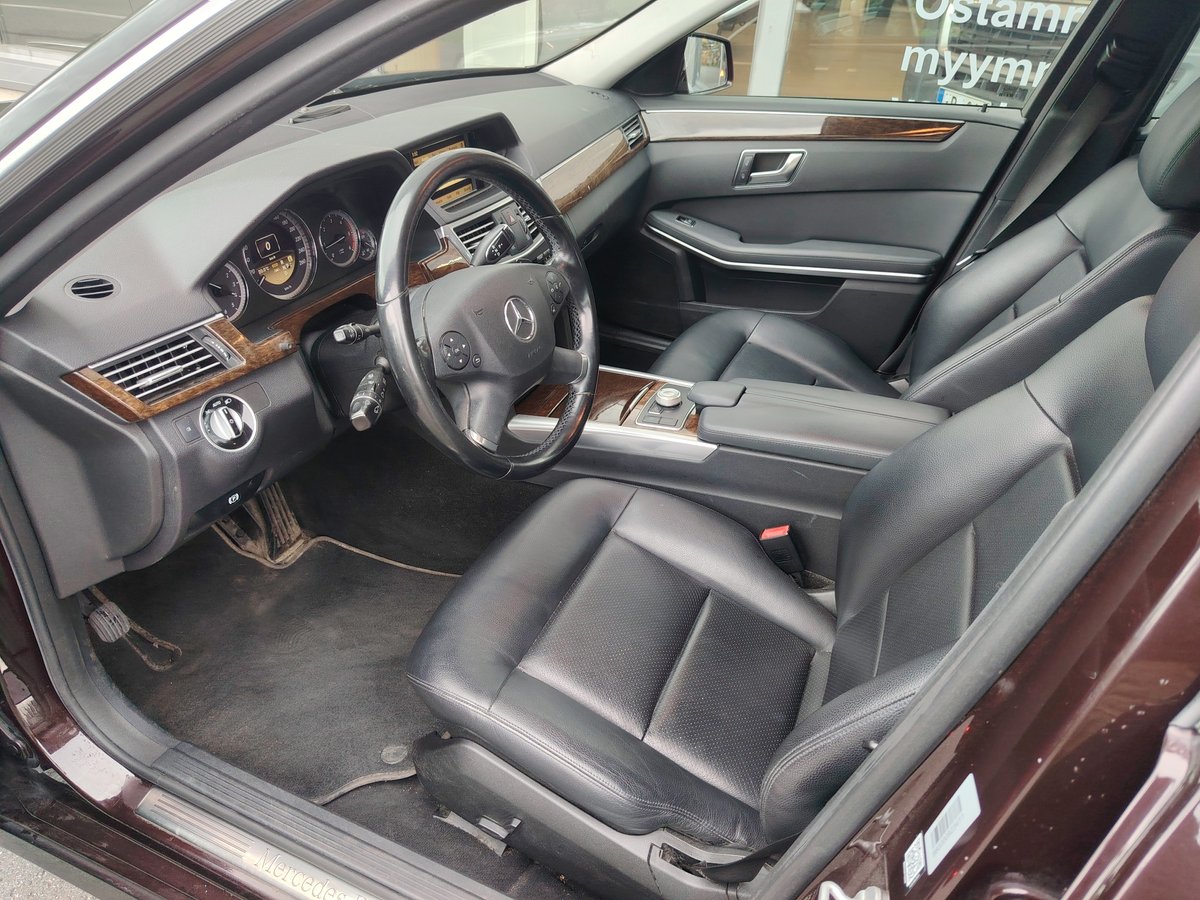 Mercedes-Benz E C 220 CDI BE T A Premium Business