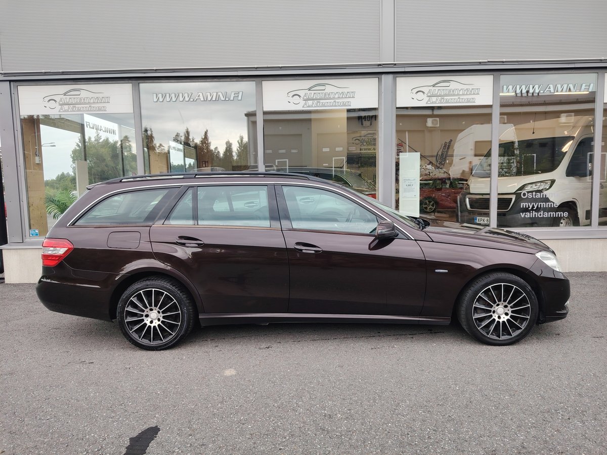 Mercedes-Benz E C 220 CDI BE T A Premium Business