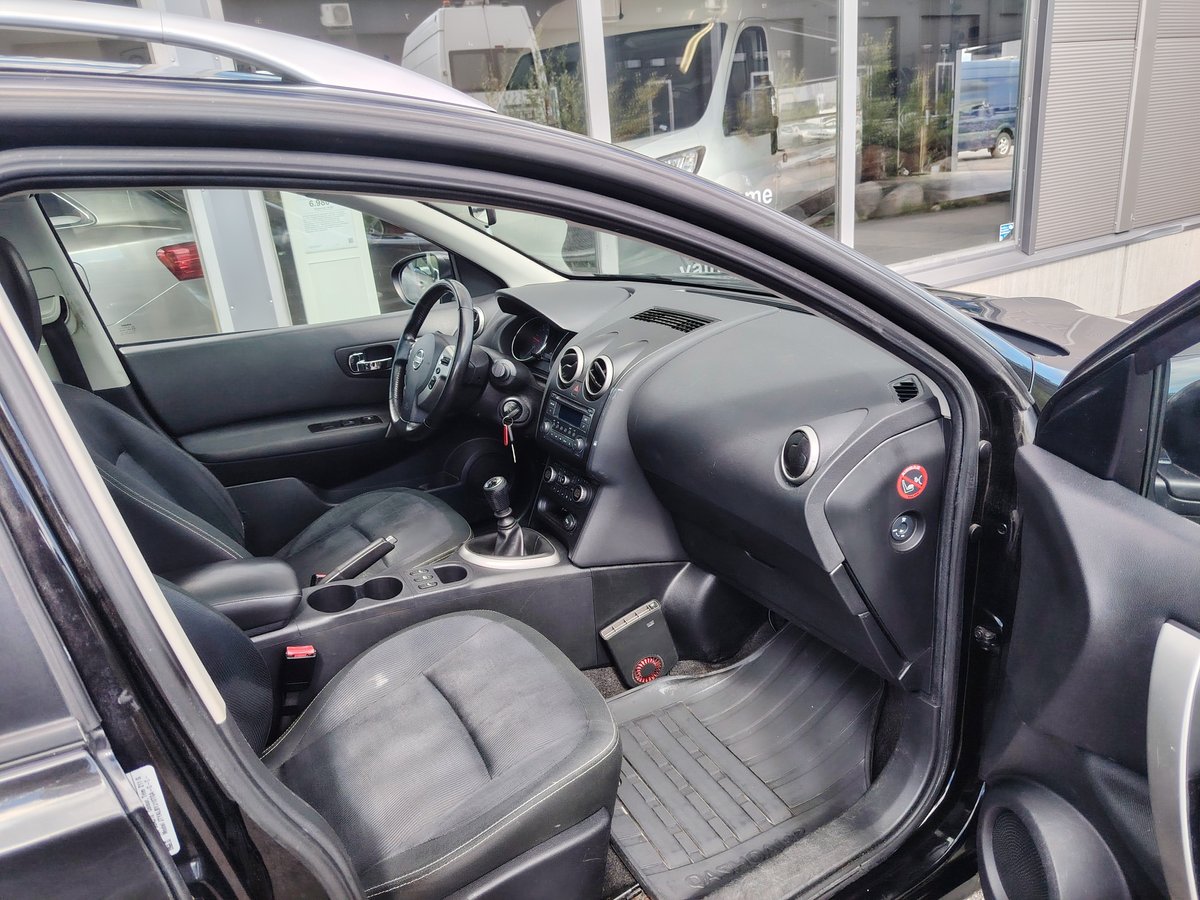 Nissan Qashqai+2 2,0dCi DPFA Acenta Manuaali