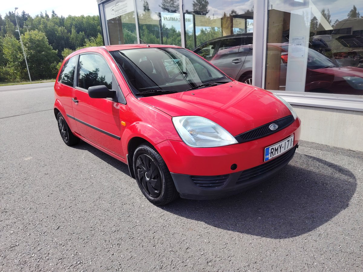 Ford Fiesta 1.3 3d JUURI KATSASTETTU! 