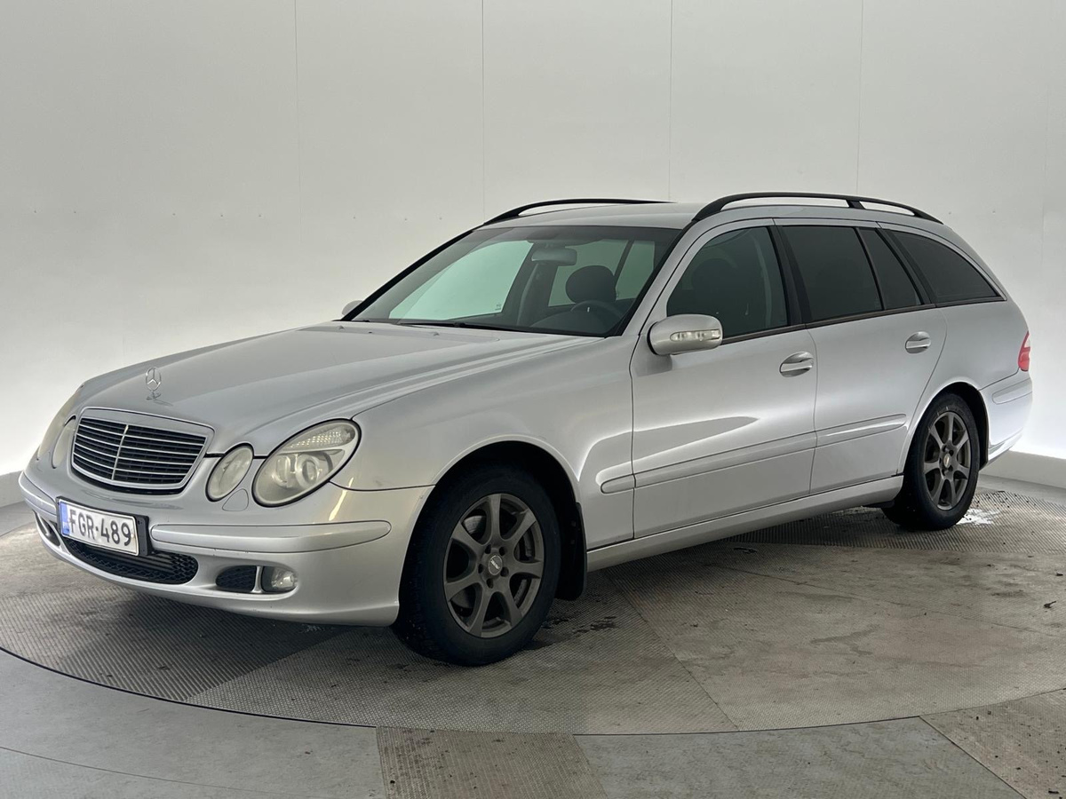 2005 Mercedes-Benz E - Image 1