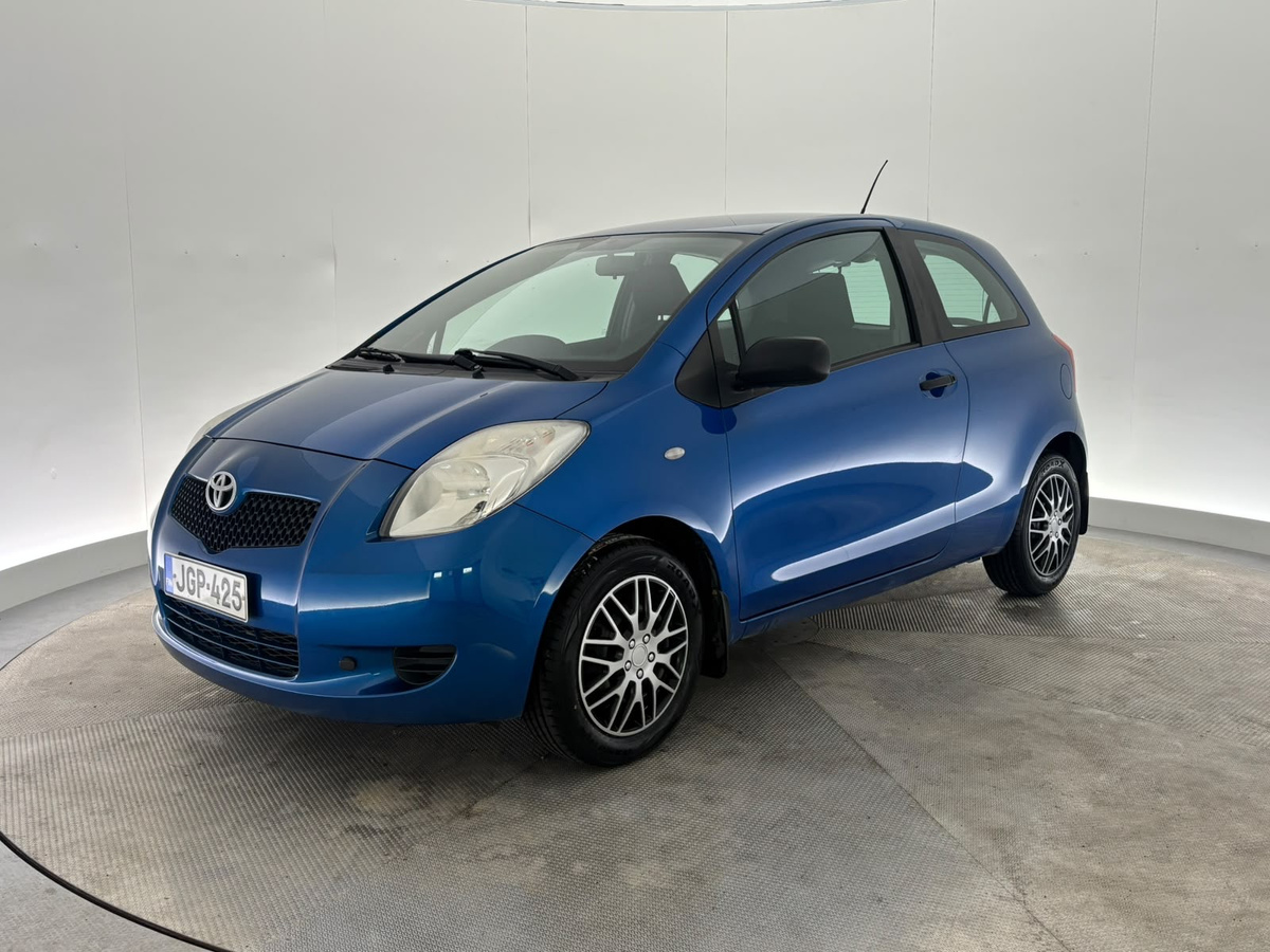 2007 Toyota Yaris - Image 1