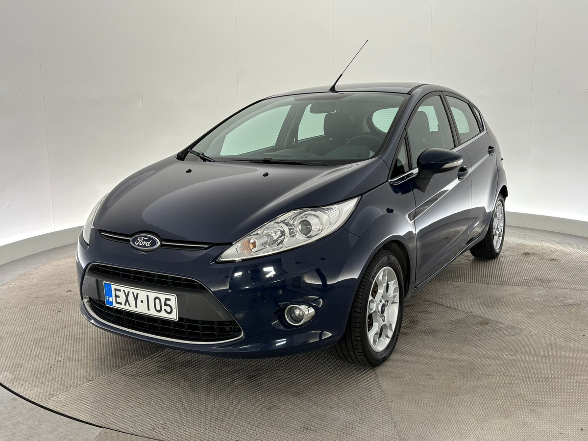 2012 Ford Fiesta - Image 1