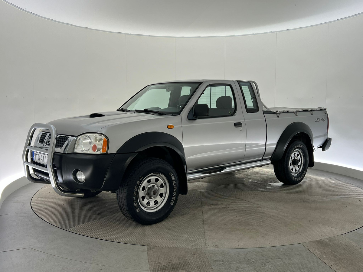 2004 Nissan King Cab - Image 1