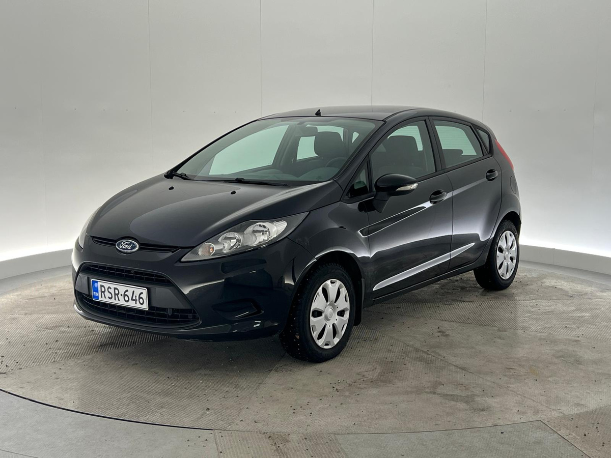 2010 Ford Fiesta - Image 1