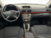 2005 Toyota Avensis - Image 8 - Thumbnail