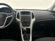 2010 Opel Astra - Image 16 - Thumbnail