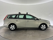 2009 Ford Focus - Image 8 - Thumbnail