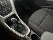 2010 Opel Astra - Image 13 - Thumbnail