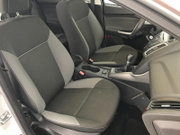 2011 Ford FOCUS - Image 12 - Thumbnail