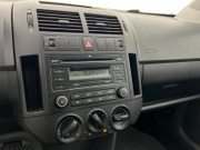 2007 Volkswagen Polo - Image 13 - Thumbnail