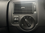 2003 Volkswagen Golf - Image 24 - Thumbnail