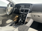 2017 Volvo V40 Cross Country - Image 15 - Thumbnail