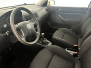2003 Volkswagen Golf - Image 16 - Thumbnail