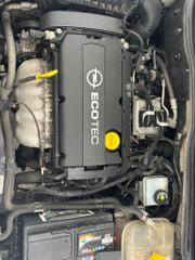 2010 Opel Astra - Image 23 - Thumbnail