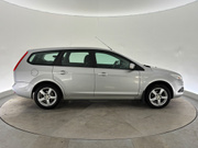 2010 Ford Focus - Image 8 - Thumbnail