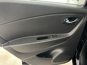 2017 Renault Captur - Image 10 - Thumbnail