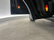 2007 Kia Sorento - Image 10 - Thumbnail