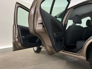 2005 Nissan Almera - Image 14 - Thumbnail