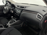2015 Nissan Qashqai - Image 14 - Thumbnail