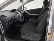 2007 Toyota Yaris - Image 7 - Thumbnail