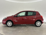 2010 Renault Clio - Image 8 - Thumbnail