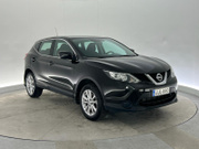 2015 Nissan Qashqai - Image 3 - Thumbnail