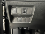 2014 Nissan Qashqai - Image 26 - Thumbnail