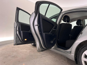 2009 Toyota Avensis - Image 17 - Thumbnail