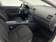 2009 Toyota Avensis - Image 9 - Thumbnail