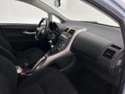 2007 Toyota Auris - Image 9 - Thumbnail