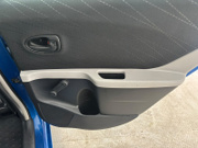 2007 Toyota Yaris - Image 10 - Thumbnail