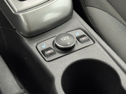 2012 Ford Focus - Image 16 - Thumbnail