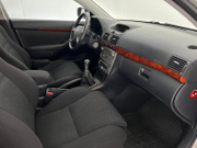 2005 Toyota Avensis - Image 9 - Thumbnail