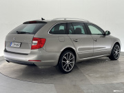 2014 Skoda Superb - Image 5 - Thumbnail