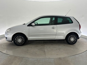 2009 Volkswagen Polo - Image 5 - Thumbnail