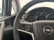 2010 Opel Astra - Image 15 - Thumbnail