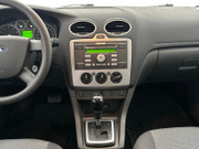 2006 Ford Focus - Image 11 - Thumbnail