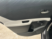 2007 Toyota Yaris - Image 14 - Thumbnail