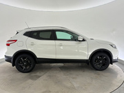 2015 Nissan Qashqai - Image 7 - Thumbnail